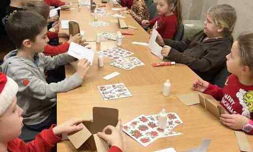 Zdjęcie do Warsztaty świąteczne klas 2 i 3